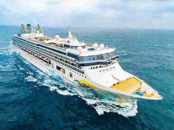 麗星郵輪「探索星號」盛大啟航 櫻花季開啟 和暖春天 精采旅程即刻出發